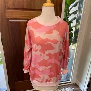 Pink Camo Sweatshirt Size Small